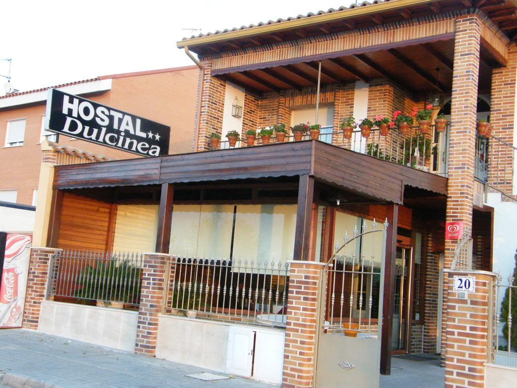 Hostal Dulcinea Esquivias Ngoại thất bức ảnh