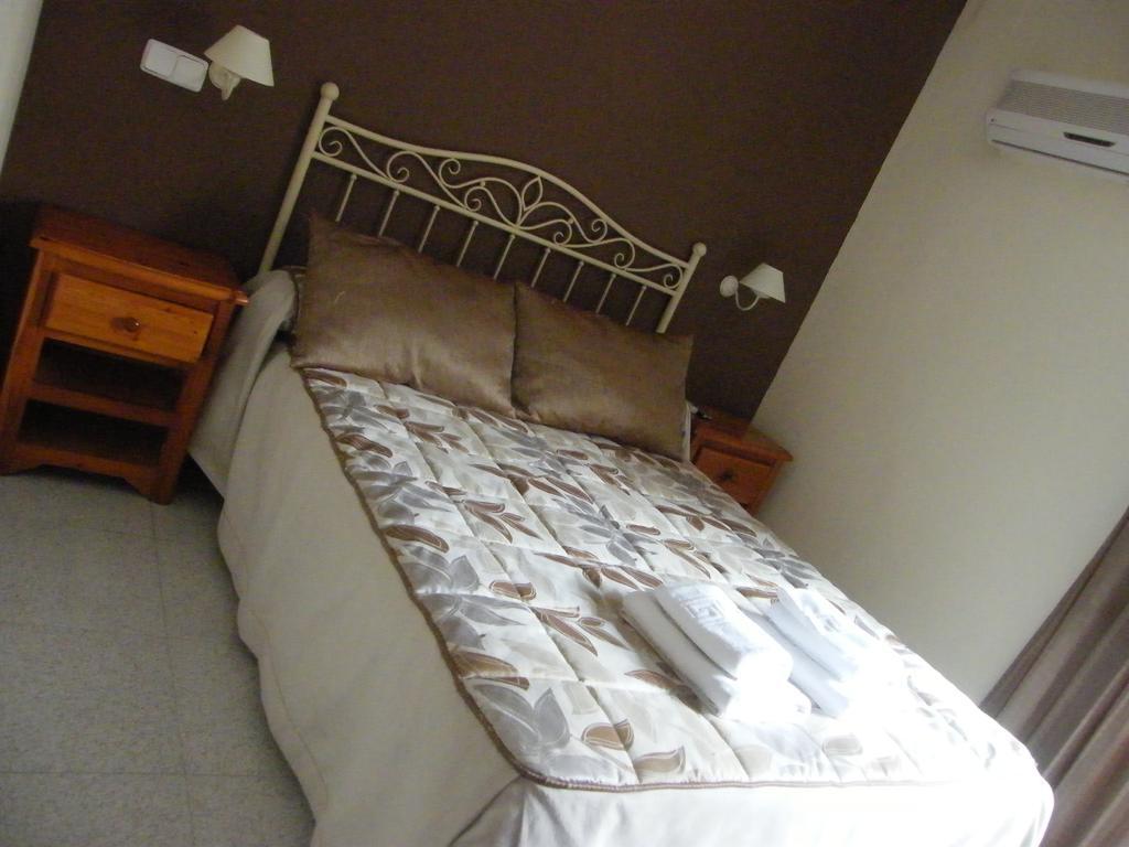 Hostal Dulcinea Esquivias Phòng bức ảnh